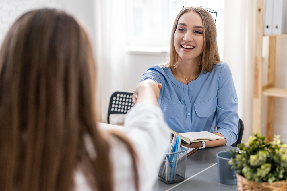 Psicólogo pessoa física ou jurídica: quem paga menos imposto?