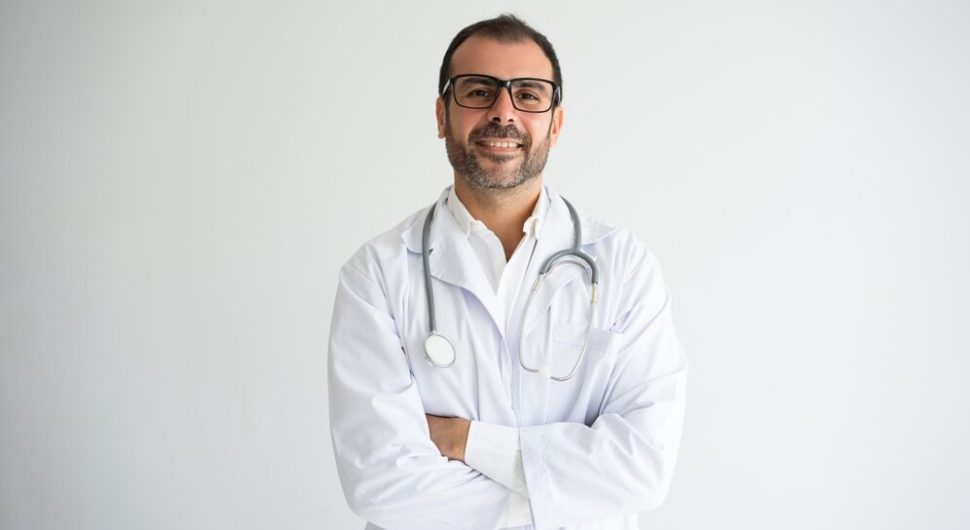 Vale a pena abrir um CNPJ médico